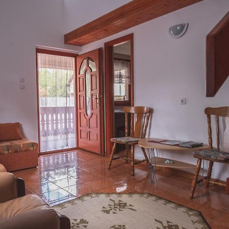 Hotel Olajos Apartman à Berekfürdő Extérieur photo